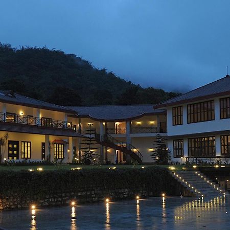 Amritara Ambatty Greens Resort Virajpet Eksteriør billede