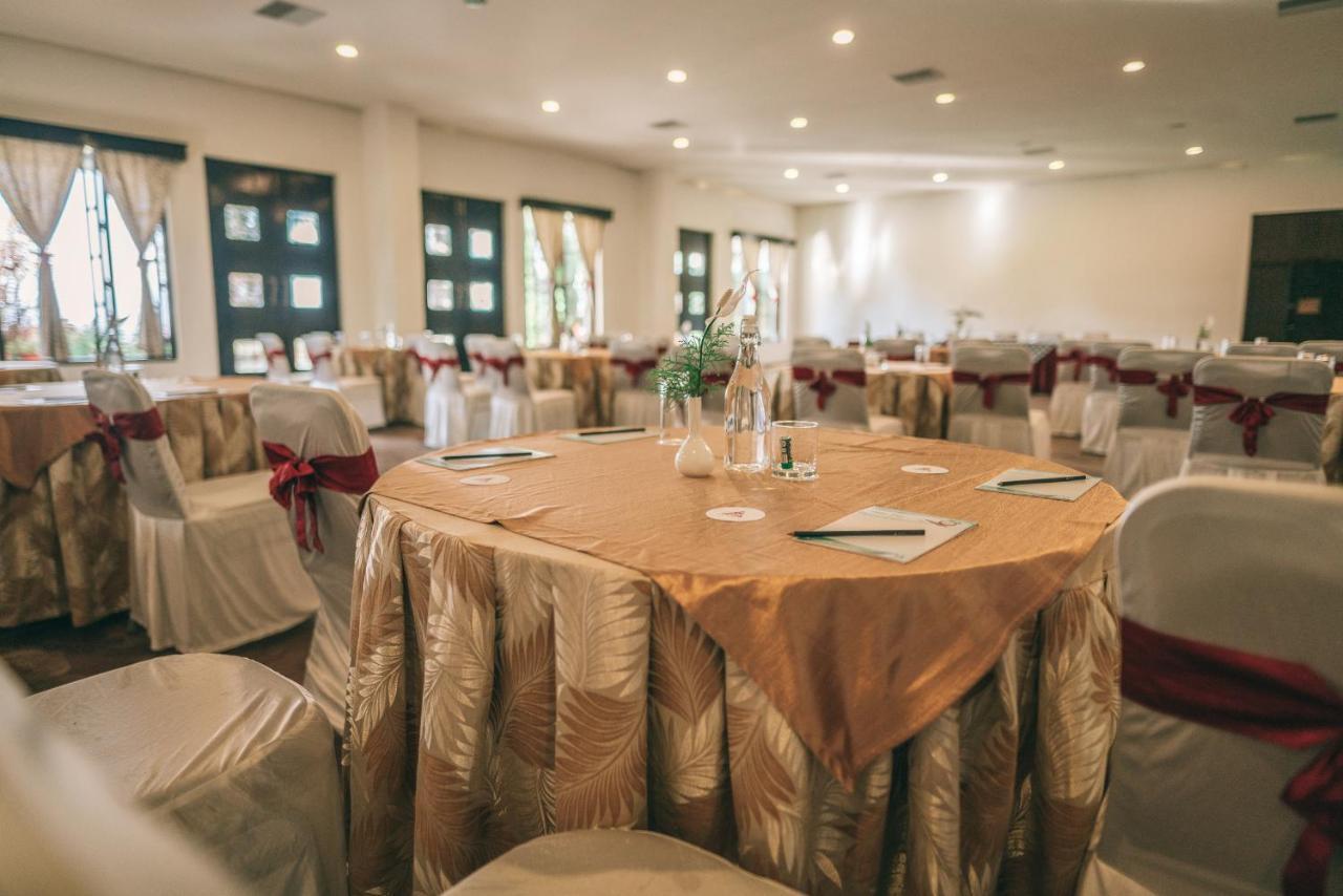 Amritara Ambatty Greens Resort Virajpet Eksteriør billede